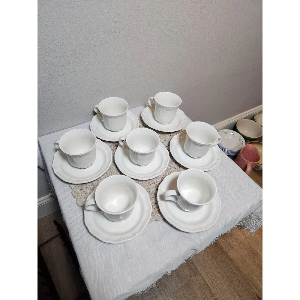 Mikasa French Countryside F9000 White Tea Cup and Saucer Set of 7 Stoneware